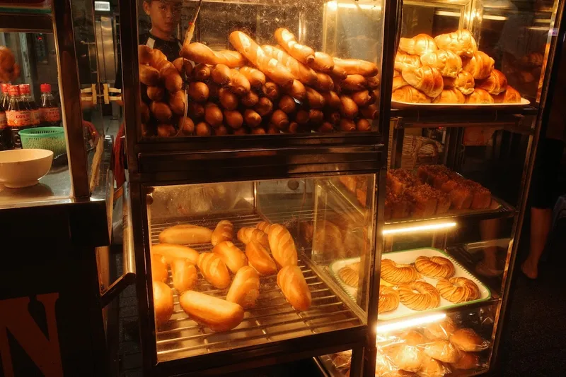 Bánh Mì Lương Phan