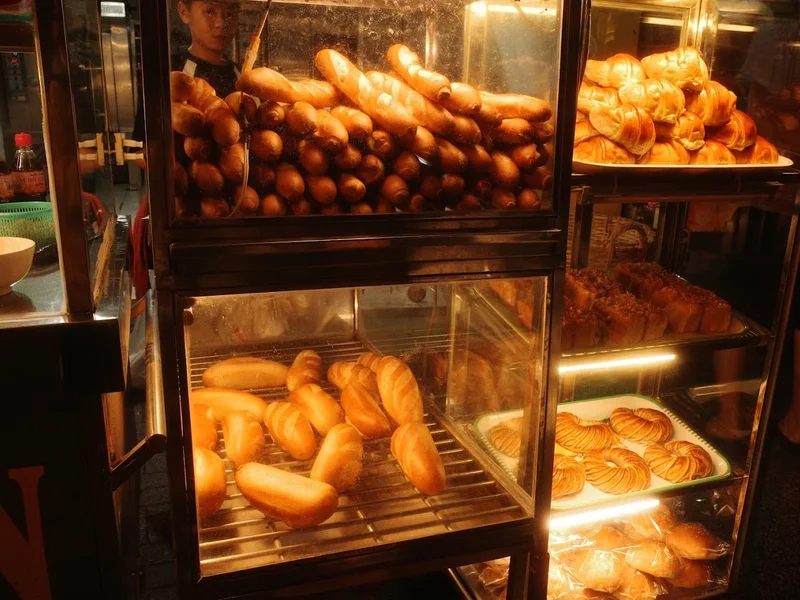 Bánh Mì Lương Phan