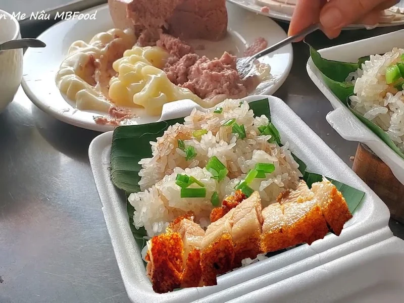 Bánh mì - Xôi TỐ TRINH