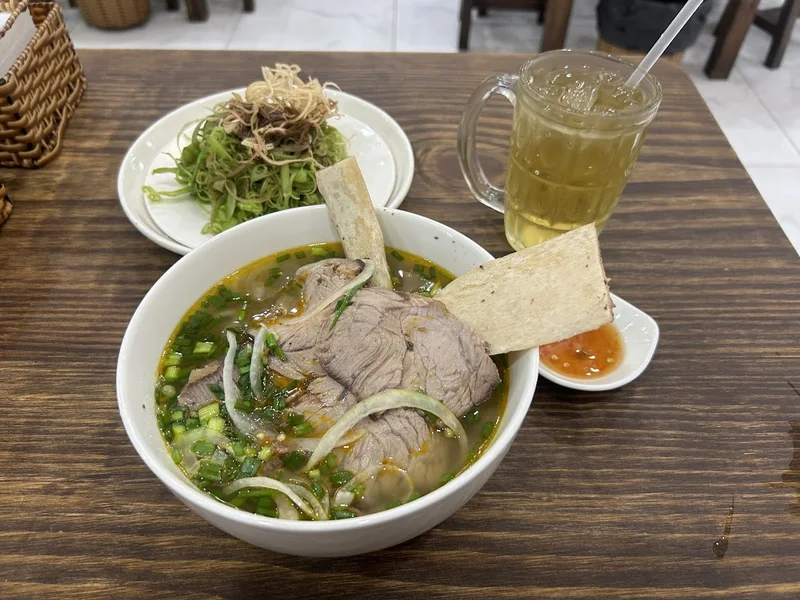 Bún Bò Cô Hạnh Quận 11