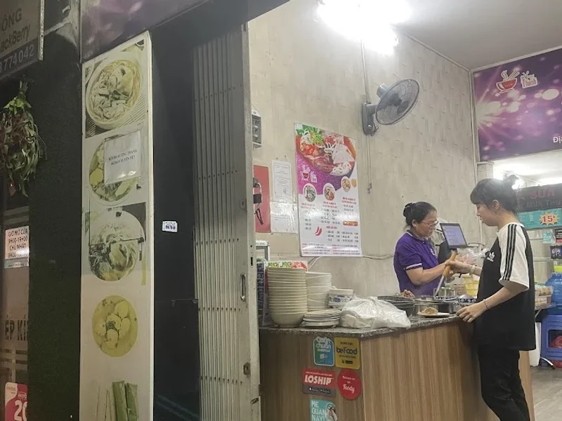 Bún Bò Hương Thanh - chi nhánh Lạc Long Quân