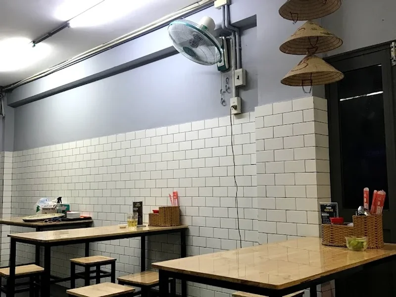 Bún bò Huế Má Làm