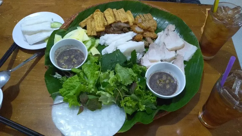 Bún đậu cô Huệ