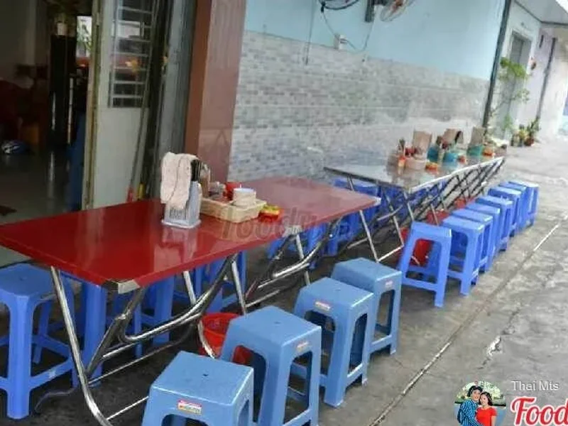 Bún Riêu Cua Ốc Cô Mai