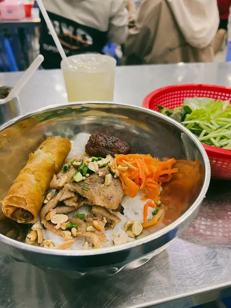Bún thịt nướng Kiều Bảo