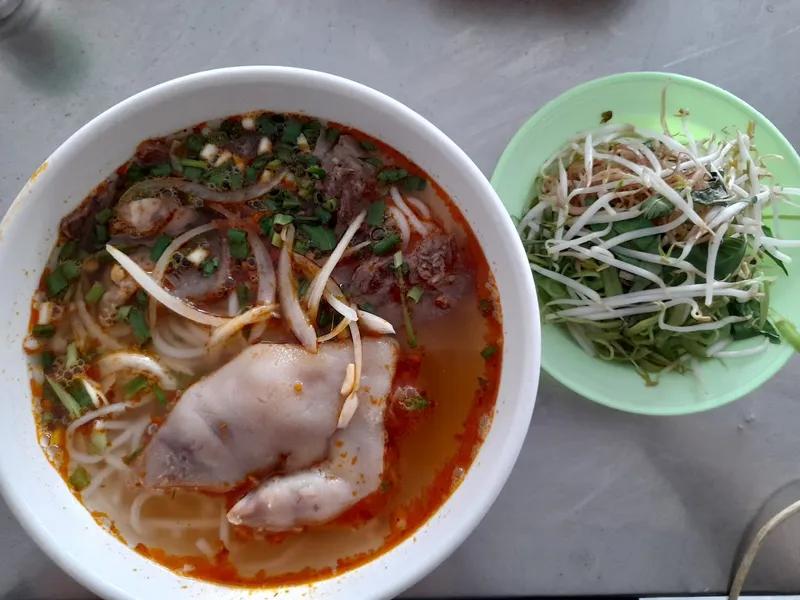 Bún Bò Út Dung