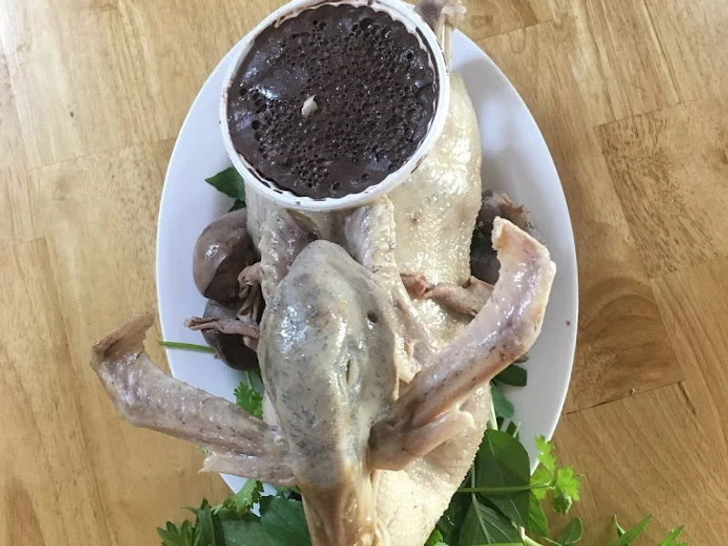 Đặt gà cúng- vịt cúng