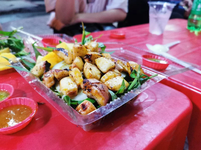 MỰC KHỔNG LỒ THANH