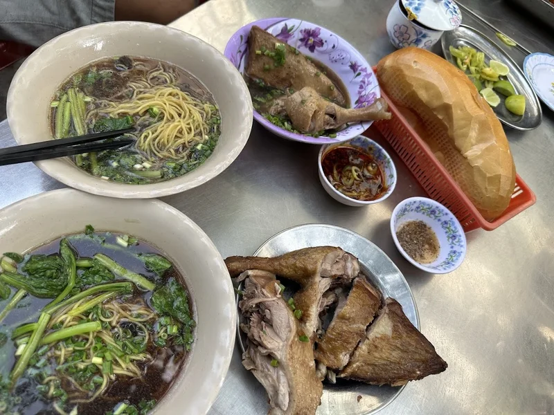 Hủ tiếu mì Bà Cao