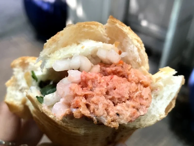 Bánh mì gà An An