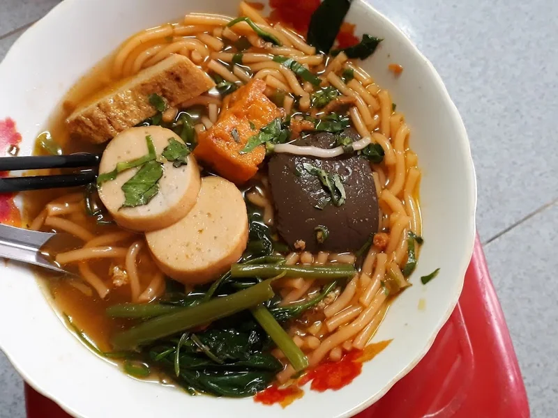 Quán Ăn Trưa - chi Mai