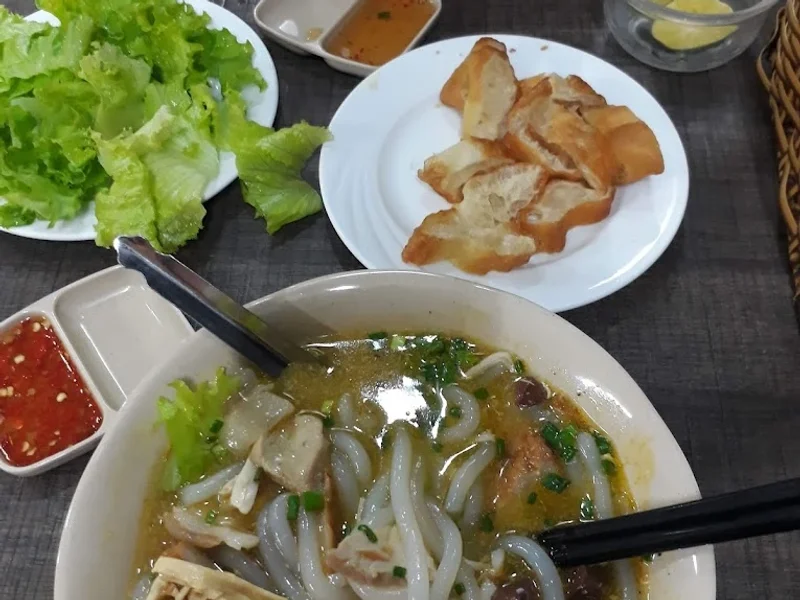 Bánh canh cua Lộc Vừng