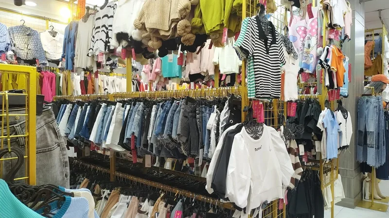 Shop Thời Trang Uyển Chi