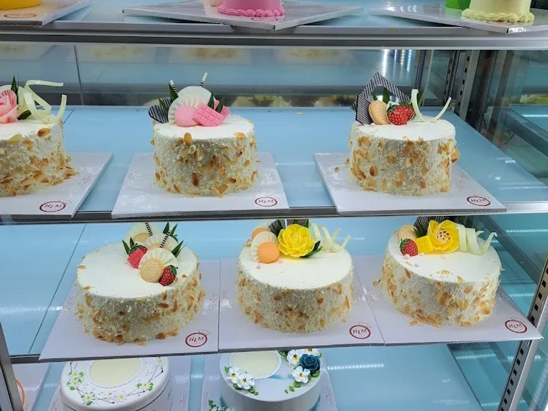 Tiệm Bánh Sài Gòn Givral