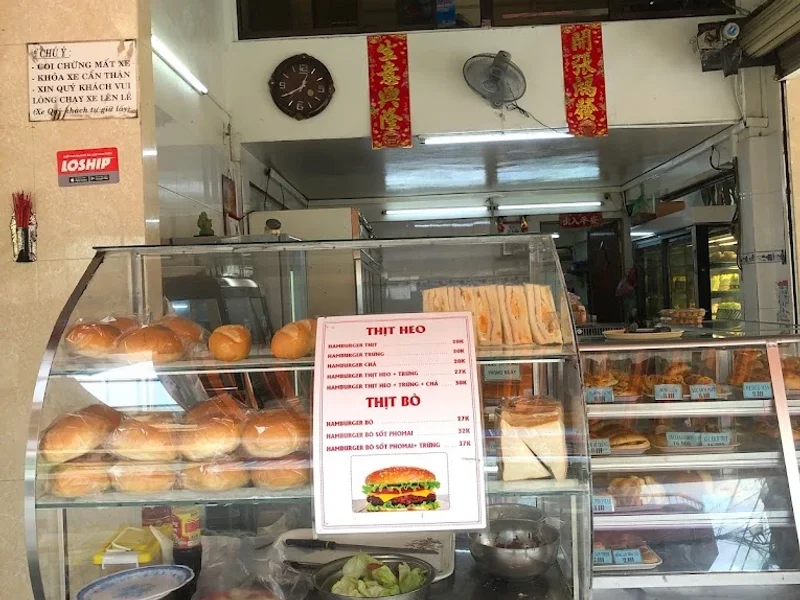 Tiệm Bánh Thuận Phát