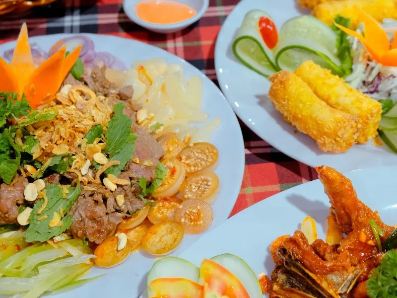 Ẩm thực Vườn Nhà