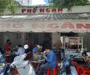 quán phở tại An Phú Đông Quận 12