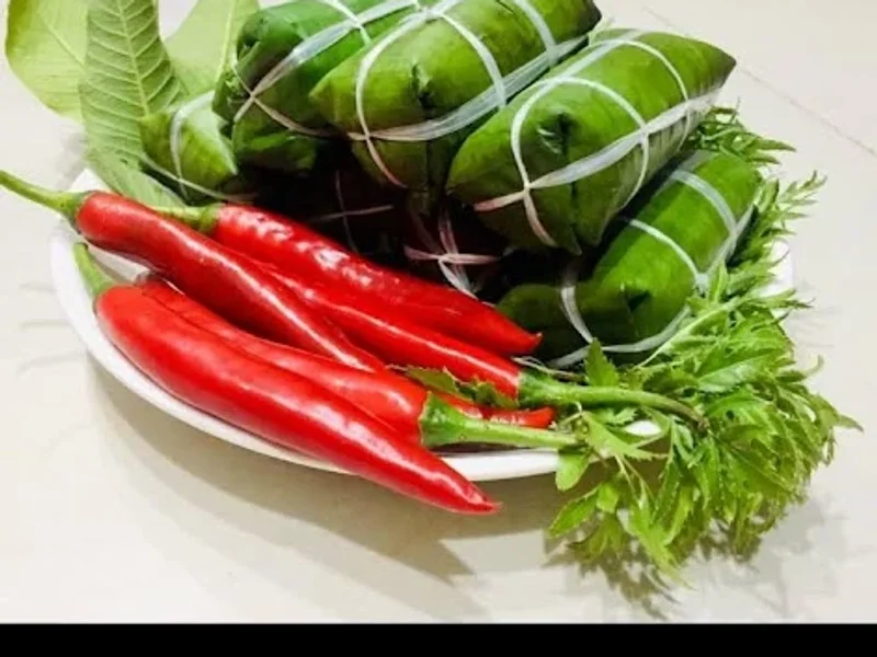 Bếp huệ (Món nhậu bình dân. chân giò giã cày đậm vị bắc, nem chạo