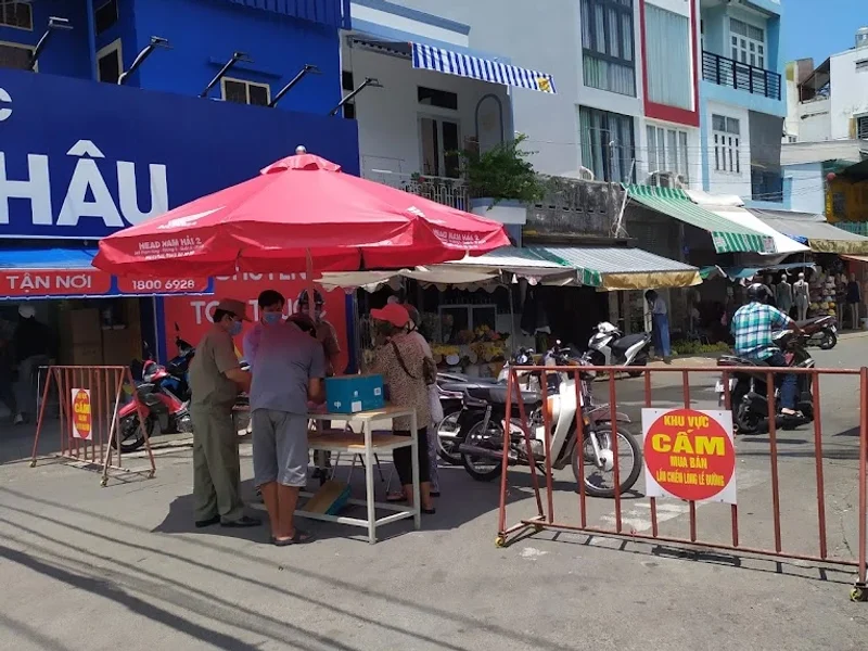 Chợ Nhị Thiên Đường