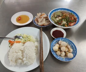 quán cơm tại Đông Hưng Thuận Quận 12