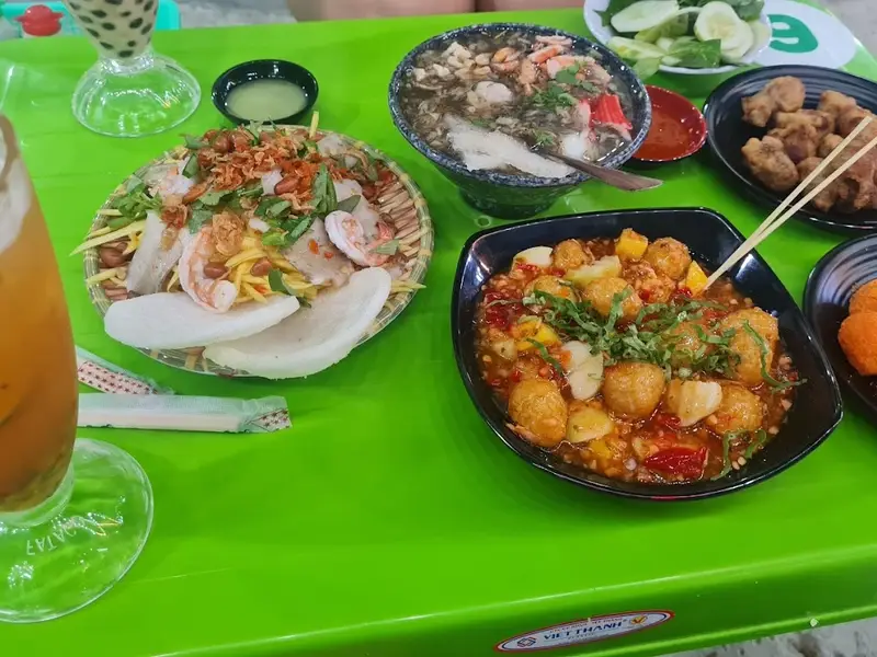 Quán Ăn Vặt Út Minh