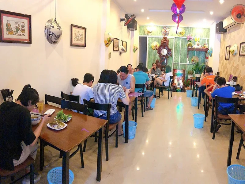 Bún Bò Mụ Quyện