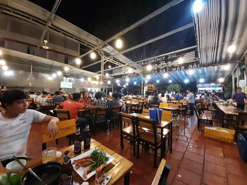 Quán Lẩu Dê Nồi Đất