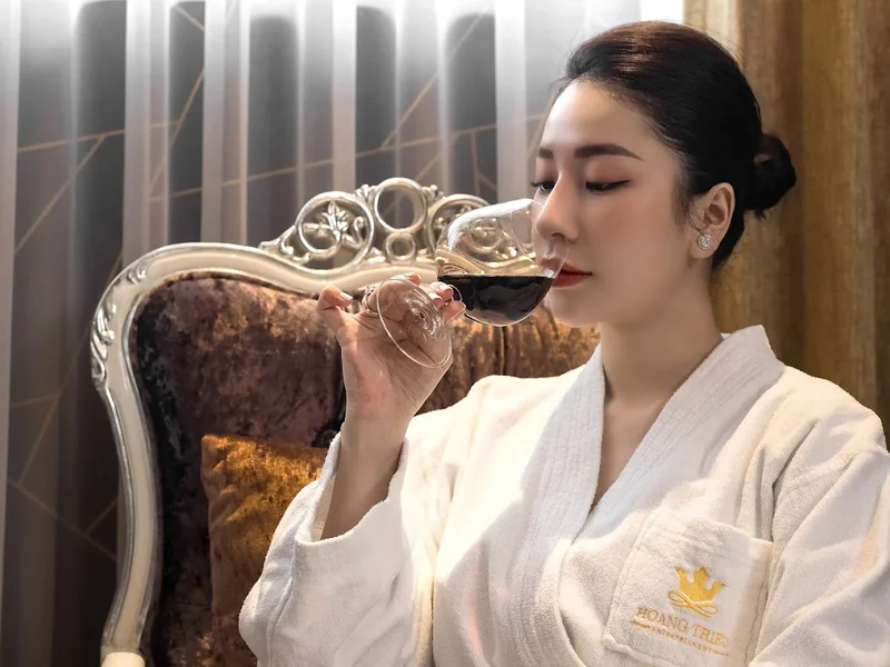 Khách Sạn Hoàng Triều