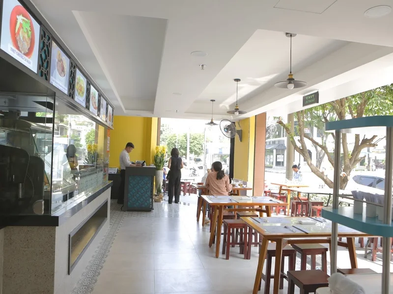 Cơm gà Đông Nguyên - CN Phú Mỹ Hưng