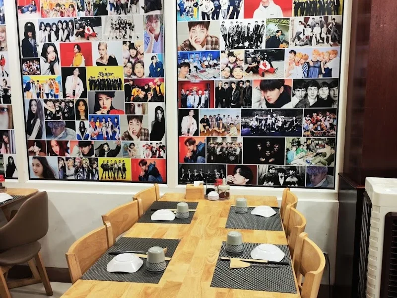 Nhà Hàng Hoa Sinh Cát