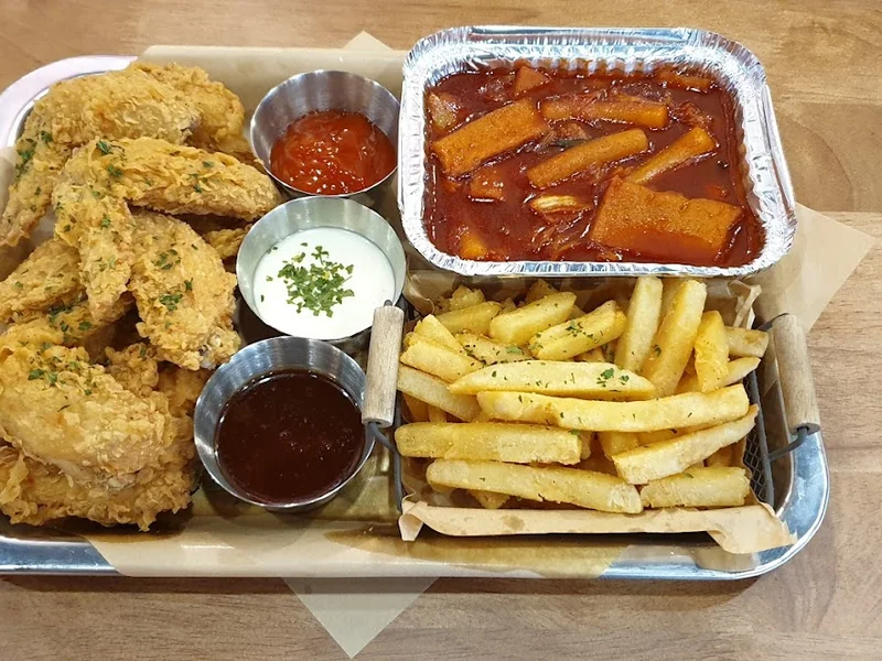 Chicken Talk 치킨톡 - Quán Gà rán Hàn Quốc