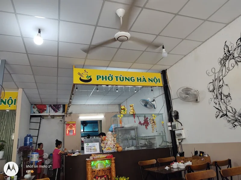 Phở Tùng Hà Nội
