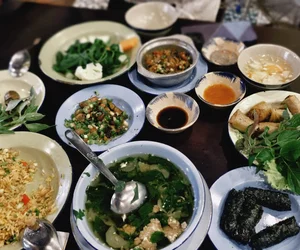 quán ăn sáng tại Tân Phong Quận 7