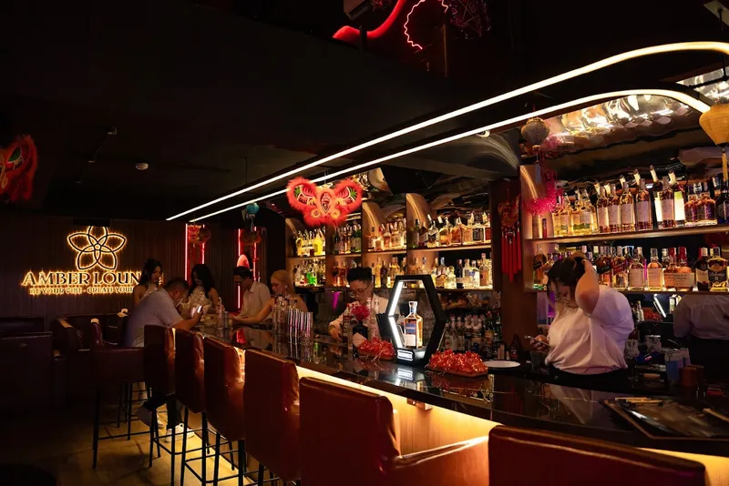 Amber lounge