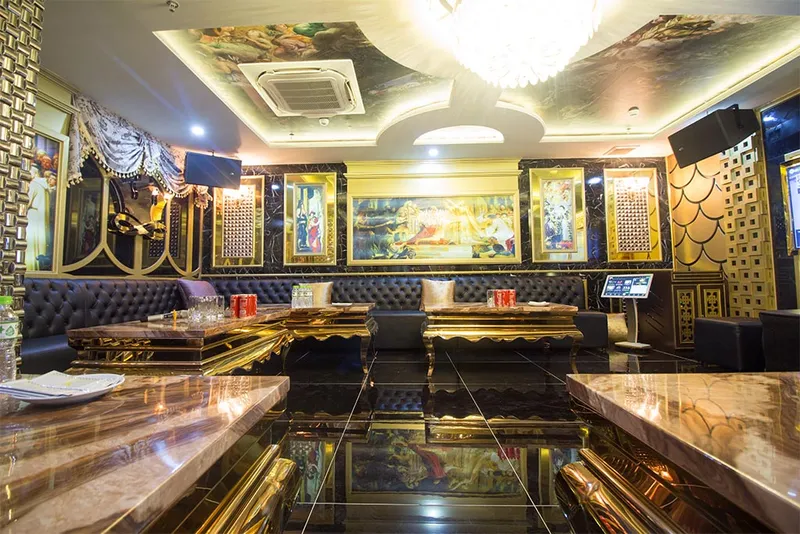Nhà hàng - Coffee & Karaoke Hoàng Triều Garden