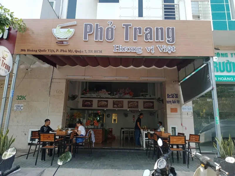 Phở Trang Hoàng Quốc Việt