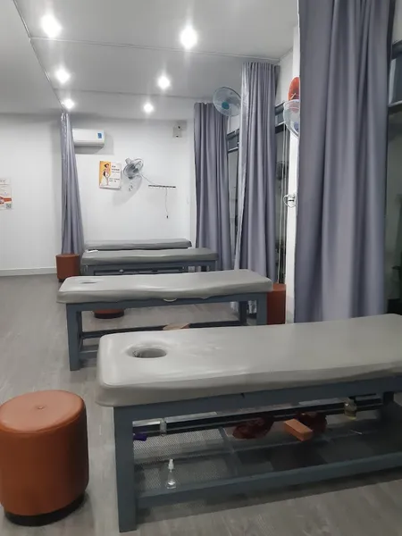 Chữa Đau Cổ Vai Gáy, Đau Lưng Quận 10 - Lykos Stretching Center Quận 10