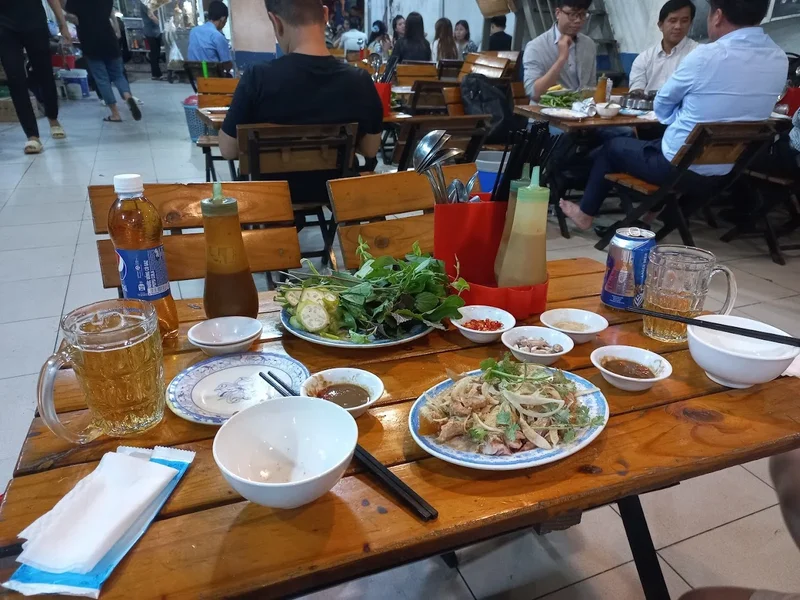 Lẩu bò Đức Hiến