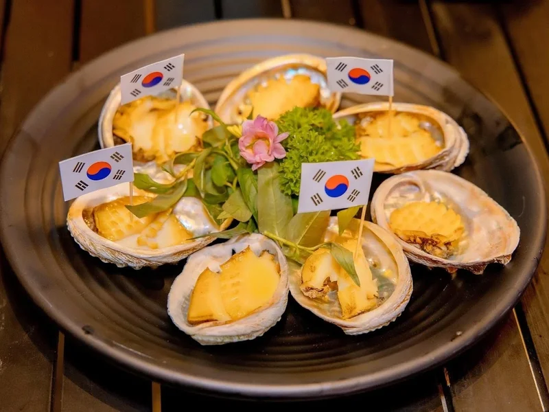 Hải Sản Hoàng Gia CN 608 Đường 3 Tháng 2