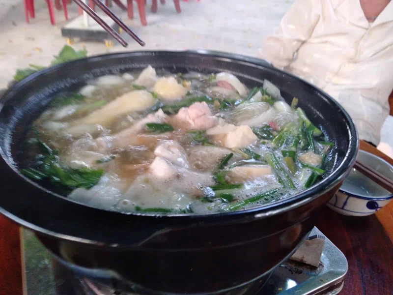 Quán lẩu bò Quỳnh Như