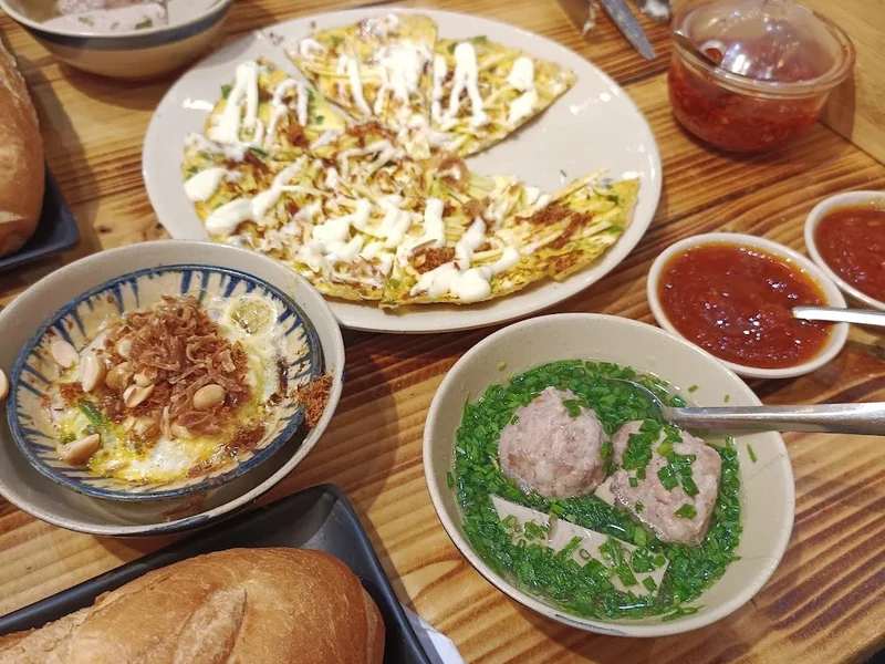 Bánh Tráng Nướng Bé Lùn - Đường 79