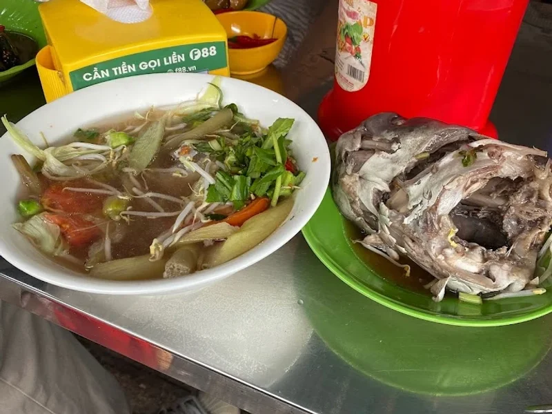 Cơm tấm Bảo Trinh