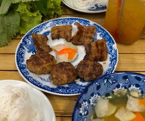 quán bún chả tại Tân Quy Quận 7