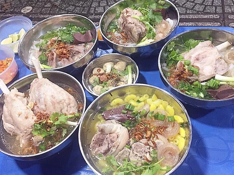 Bánh Canh Cua Út Thảo-Cua Ca Mau
