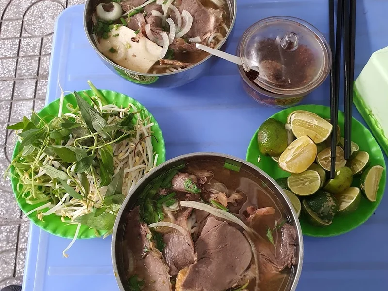 Bún mắm Cô Yến