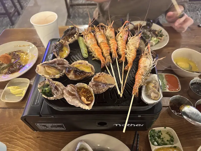 Le Dala - Tiệm nướng & Buffet hải sản