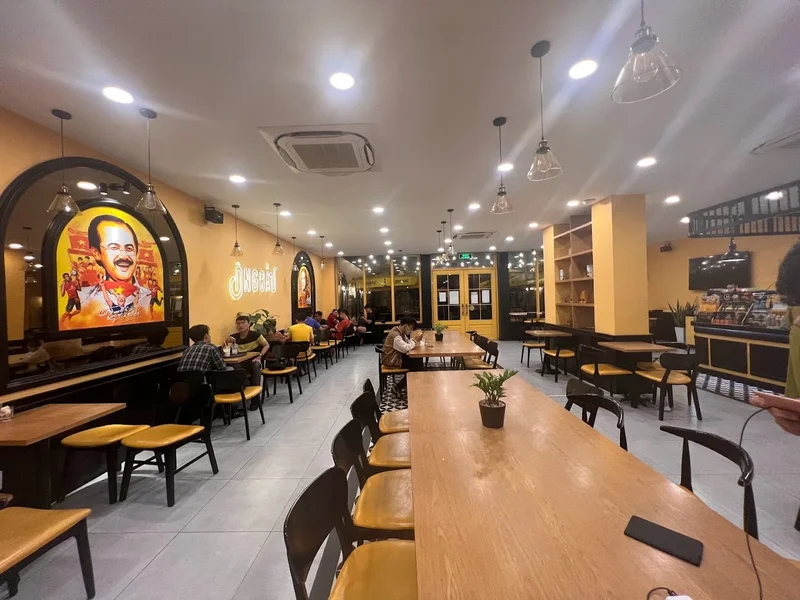 Cafe Ông Bầu Cư xá Bắc Hải