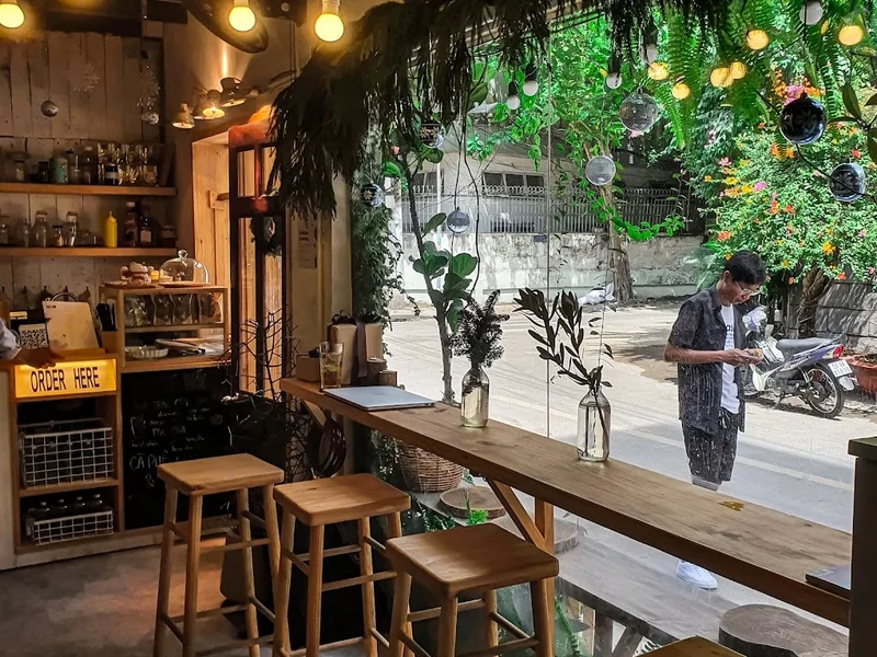 CƯ XÁ - trà bánh cà phê