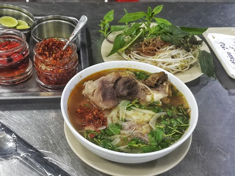 Quán Bún Bò Huế 16 Trường Sơn