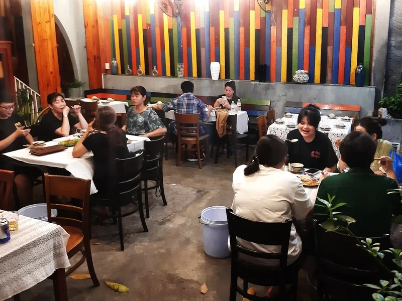 Quán Gỗ- Hấp Nướng Lẩu